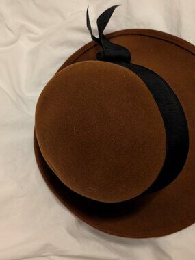 Vintage Adolfo II Excello Cloche Brown Wool Hat w/Black Grosgrain Ribbon Band
